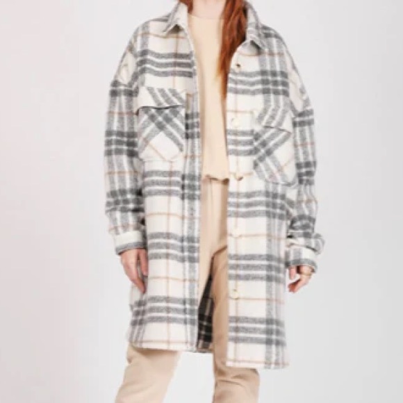 Shacket - Picture 4 of 5